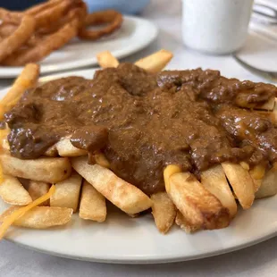 Chili cheese fries