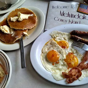 Mega Deal only $7.95 gets you 3 Eggs Bacon Ham Sausage Pancakes and Toast everyday all day  OMG