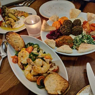 food, chicken wings and fried chicken