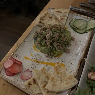 L Tuna tartare