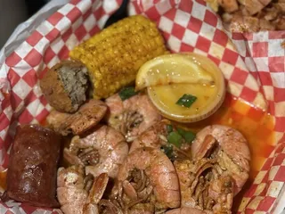 Bradley’s Cajun Quick Stop & Deli