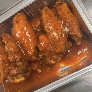 fried chicken wings, chicken, poultry, chicken wings and fried chicken, bbq wings, food, chicken wings, bbq chicken, fried chicken