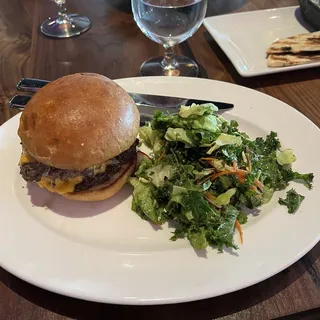 Pyro Cheeseburger*