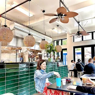 Corner view of the counter