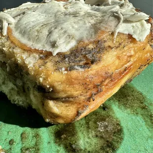 Cinnamon roll with black sesame $10