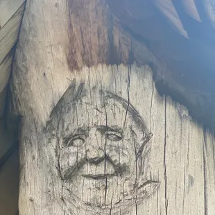 Tree sculpture