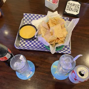 Chips and queso