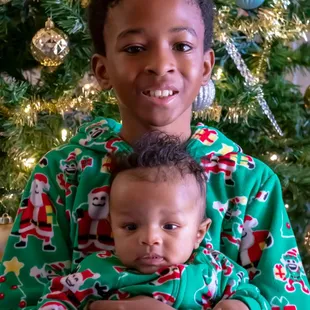 Grey Family Christmas Shoot