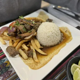 Lomo Saltado