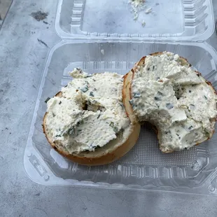 Cheddar Jalapeño bagel w chive cream cheese- loaded w garlic