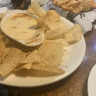 Queso and Chips