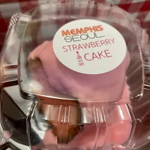 Strawberry Soju Cake