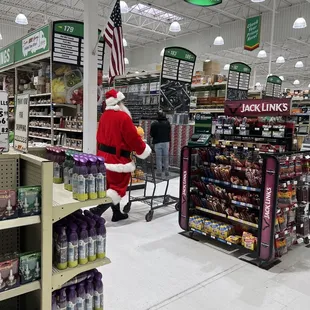 Santa sighting!!!! I know him