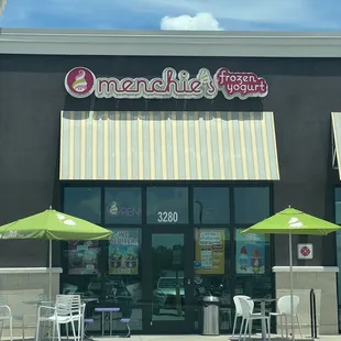 the front of a restaurant