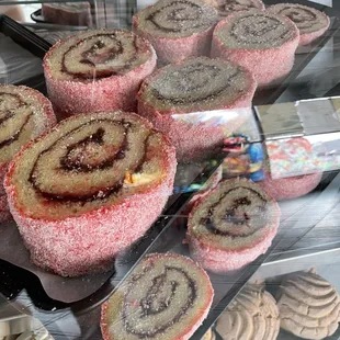 The most robust jelly rolls in tucson.