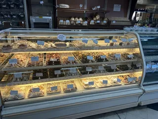 Viro's Real Italian Bakery