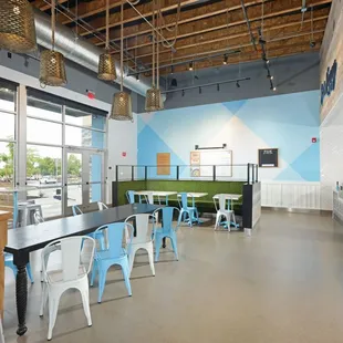 a view of a dining area