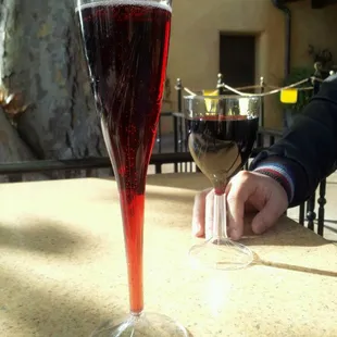 Magicale (Disney exclusive) and black pearl