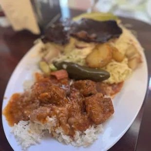 1/2 morisqueta, 1/2 enchiladas with cesina