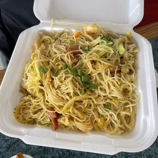 Singapore Chow Mai Fun $9.50