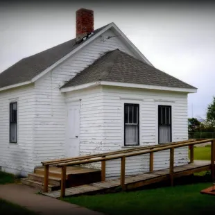 South Bloomfield One-Room Schoolhouse (1875)