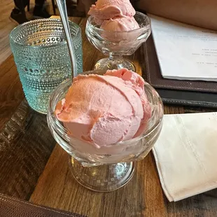 two bowls of ice cream on a table