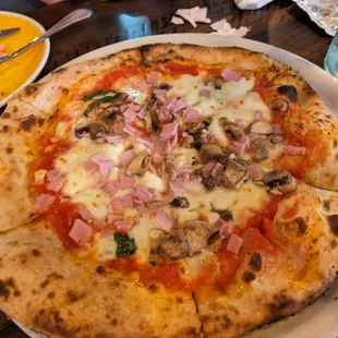 Prosciutto Cotto (Ham) Pizza Napoletana ($17) - 3 stars. Not prosciutto, but slides of ham, maybe event cold cut. Fri dinner 2024-04-12