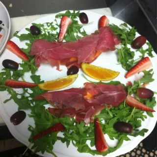 Prosciutto E Melone