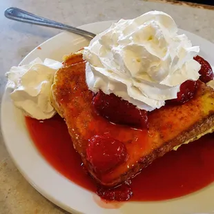 Strawberry French toast with whipped cream