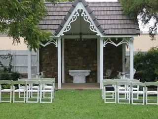 Lockheart Gables Romantic Bed & Breakfast