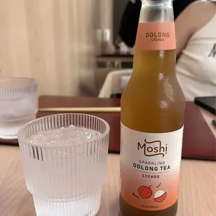 iced water, moshi sparkling oolong lychee tea (barely feels carbonated at all which I liked)