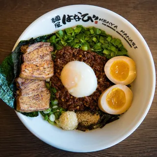 Deluxe Nagoya Mazesoba