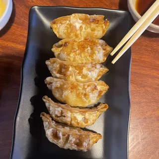 6 Piece Gyoza