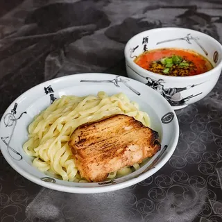 HYBRID TSUKEMEN