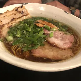{{ Shoyu Ramen }}