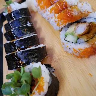 Salmon Skin Roll