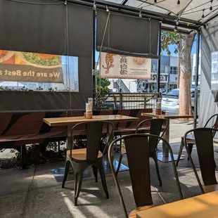 Outdoor seating which again is great and you can people watch