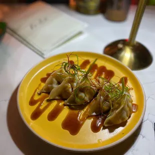 Bourbon mandu