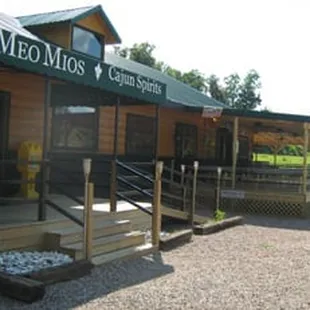 the front of the restaurant