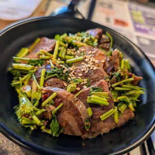 Meow shank salad