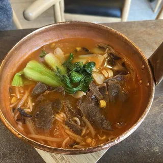 Tomato Beef Shank Rice Noodles