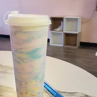 Meow Tea Special + crystal boba + egg pudding