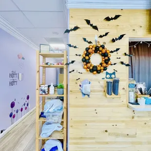 a kitchen decorated for halloween