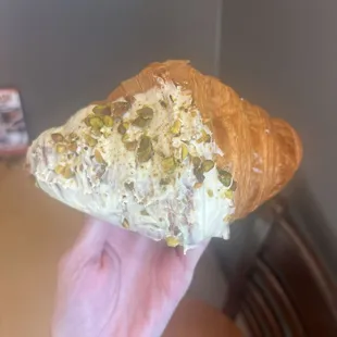 It was loaded with pistachio cream!