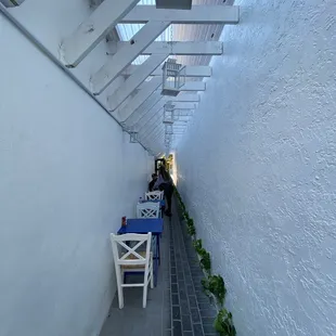 Outdoor dining alley