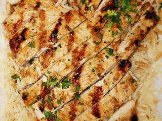 Yanni's Greek Grill