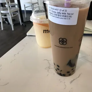 Grass Jelly Milk Tea with Pearls