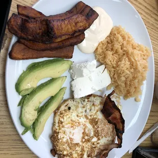 Desayuno CentralAmericano (with rice instead of beans)