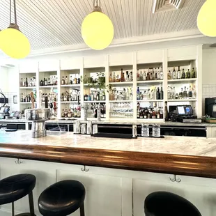 Agustin bar