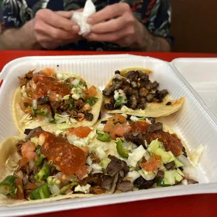 Mercado Y Carniceria La Mexicana